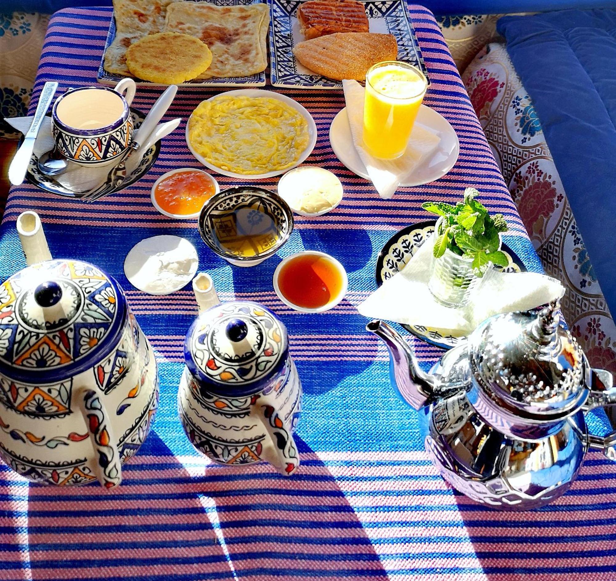 Hotel Koutoubia เชฟชาอูน ภายนอก รูปภาพ